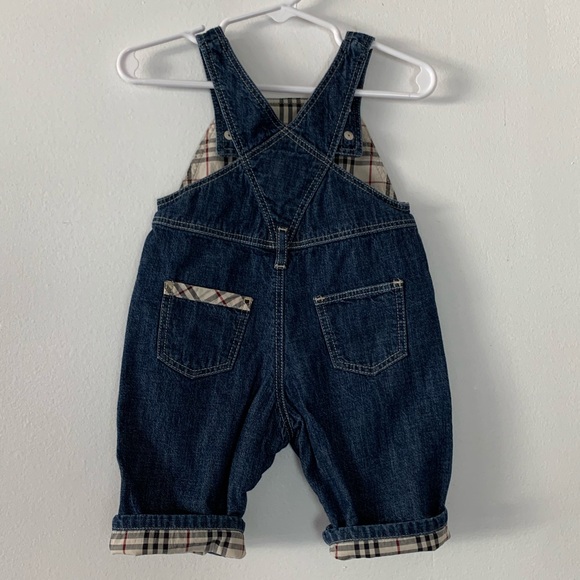 Burberry baby overalls new arrivals